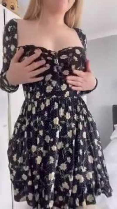 Do you like my sundress? [f]