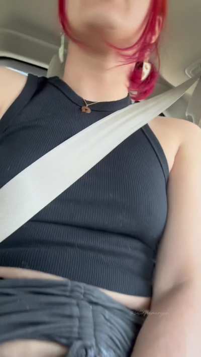 I was really horny and I couldn’t help but touch myself omfg 😩 luckily my Uber driver was super cool about it and was willing to help me out ;) I made sure to tip him well! would you have helped me too?