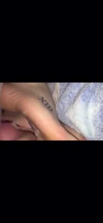 Boyfriend gets stranger to cum on gf feet