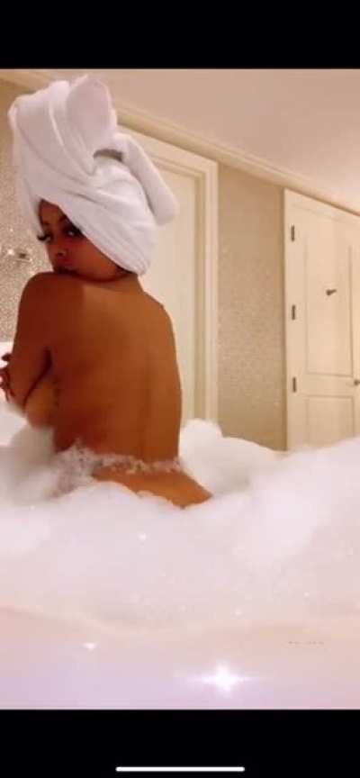 Alexisskyyofficial - Video #6586