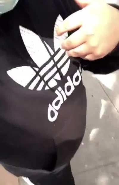 Bro who is this nigga😭