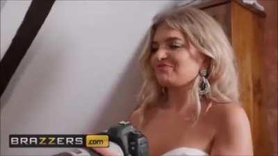 Anna Bailey Teaches Photographer A Lesson