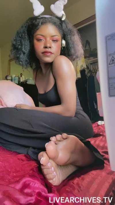 @princessfionaxo (05-17)