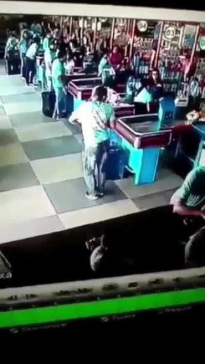 Just a normal brazilian doing groceries