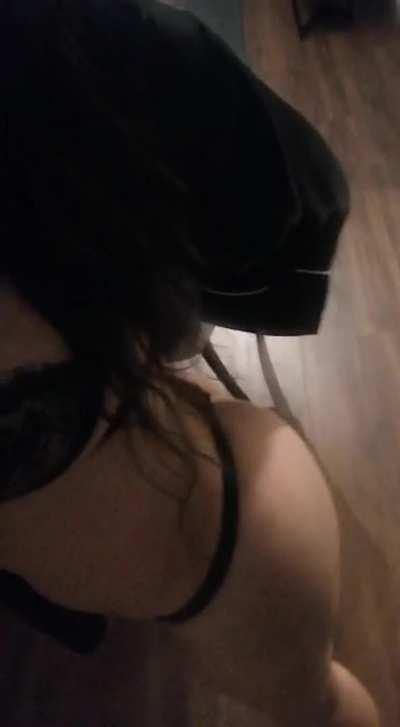 I put my inbox on auto-reply so who gives me an upvote will get instantly a nude TRY ME I REALLY SEND!