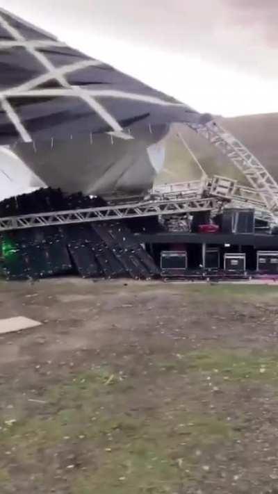 Structure being assembled for festival collapses with strong wind. Vassouras, Brazil, November 2022