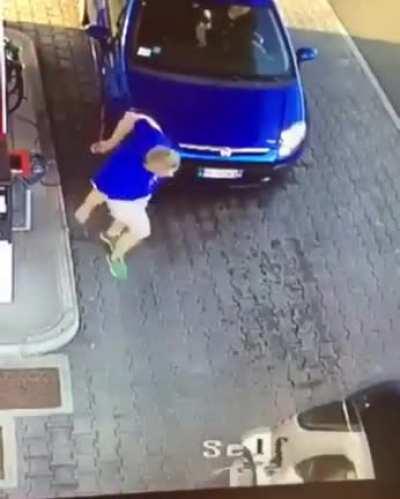 My turn now, move along!