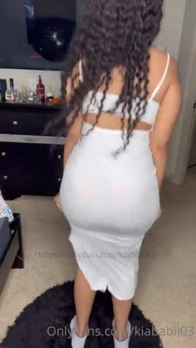 Bruh she is just so fine