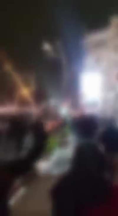 Video from tonight 9 jan, Tehran the voice in the video confirms the date تهران جمعه ۱۹ دی