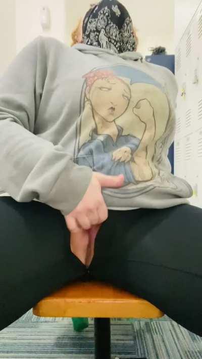 Let me warm up a little in the ladies locker room before my work out