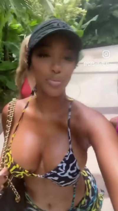 Porsha Williams is the only baddie on house wives of Atlanta put some respect on her name