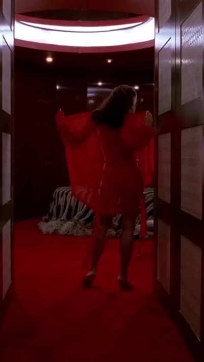 Jennifer Garner as Sydney Bristow in Alias