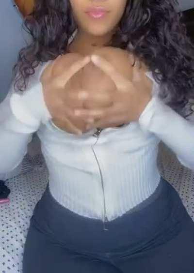 come suck on my nipples for me