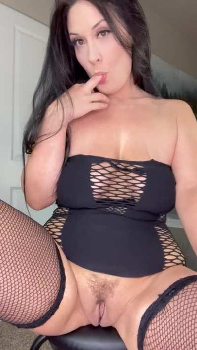 Showing you my goodies to start your Friday night off right 😈🔥 [F30]