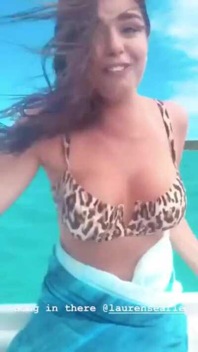 Just a Casual Jiggle on a Boat, Nbd