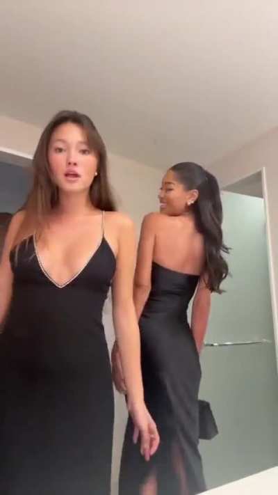 Lily Chee🖤🖤🖤