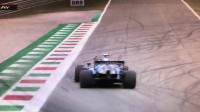 Team 🐇 out qualifies Williams Q1