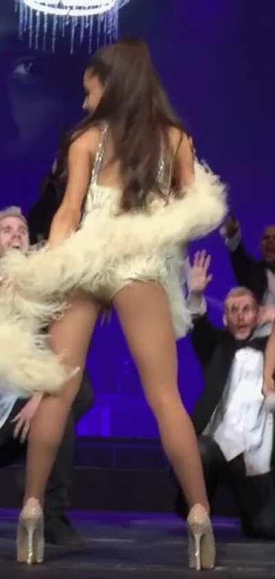 Little Booty Shake....