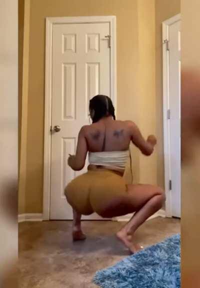 Bigbootychicks 💕👑🍑🥰