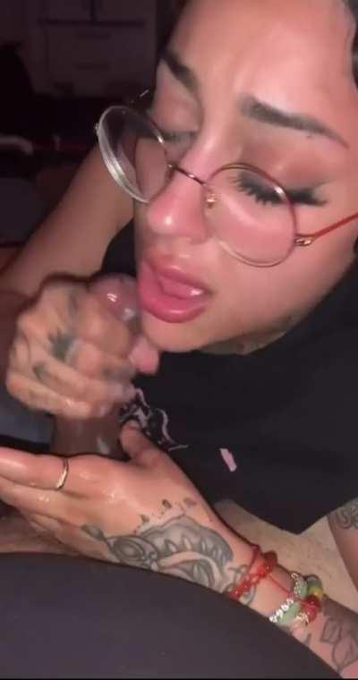 Handjob To Cumshot