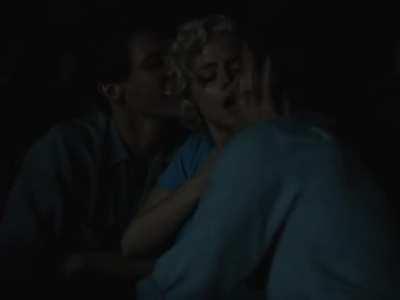 Ana de Armas getting fingered in the cinema