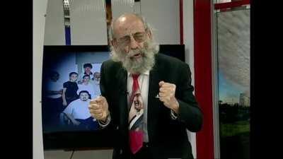 yarın sınavlarım başlıyo agalar bu yüzden duygularımı en güzel ifade eden şiir olan cinnetle sizi baş başa bırakıyorum