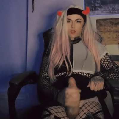 Don't you wish your girl had a cock like me? 😈