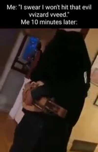 mans playing the annoying orange intro theme