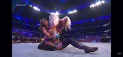 The Beautiful People give Scarlett the Paper Bag Treatment