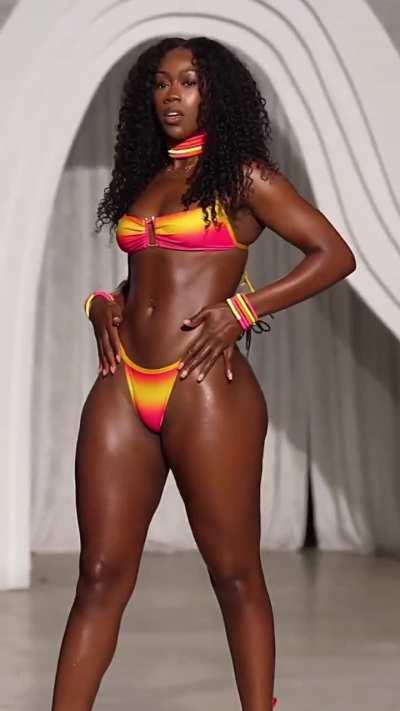 Naeemah (@_naeemahh_)