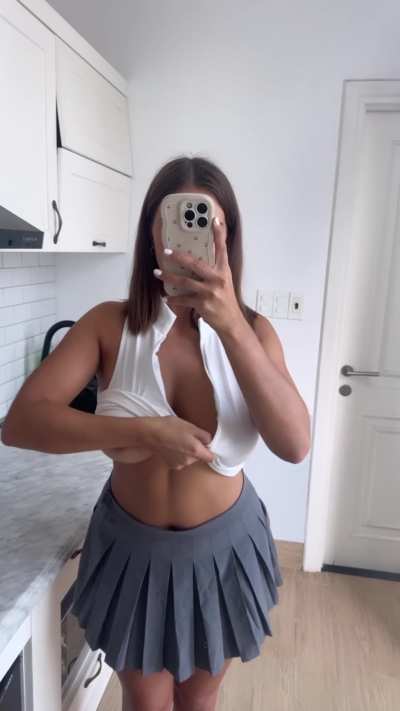 dropping my boobs in my office outfit