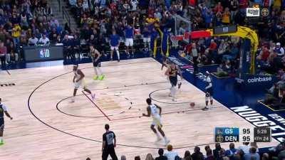 [Highlight] Steph pulls Jokic into PnR back to back trips; 2x alleyoops