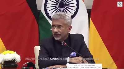 A day without hypocrisy is a day wasted 🤔