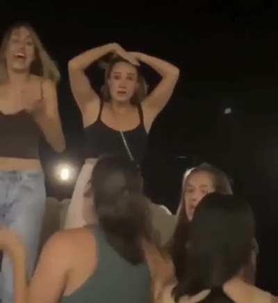 this is what dancing to Self Control feels like