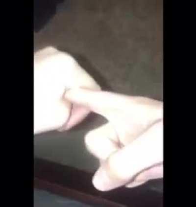 Hey kiddos wanna see a magic trick