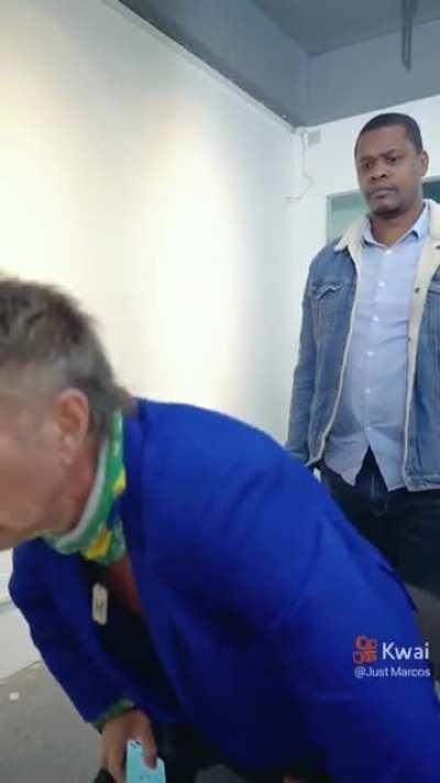 just Marcos ataca novamente