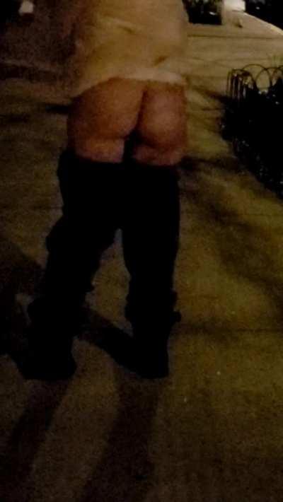 my best friend gave me a dare ;)