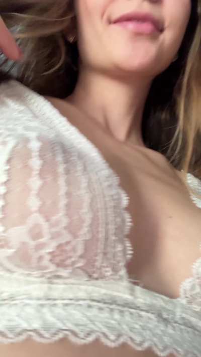 Not sure if I`m hot, but I`m definitely feeling cute F19