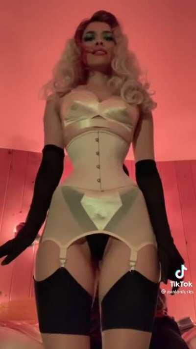 wAiT fOr ThE tUrN. But pls wait it’s worth it