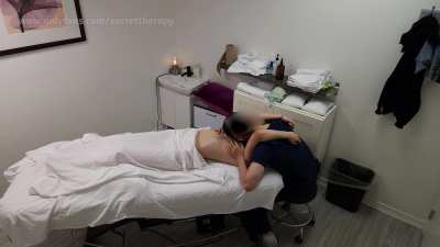 Guess how many clients I've kissed with this technique! Girls can't think straight when their breasts are being massaged. She took almost 5 minutes to realize that she has a boyfriend!