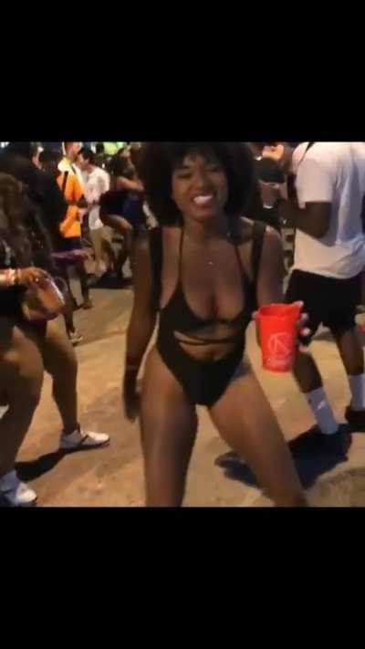 they feting @ islandtingz8