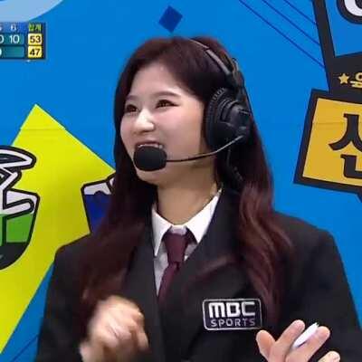 190107 - Excited Sana