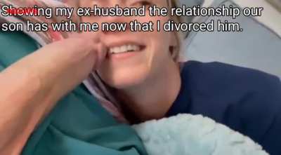 We've gotten close since dad left 😌