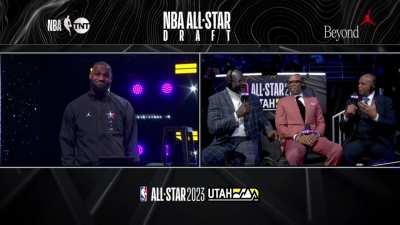 [Highlight] Shaq asks if Chuck is drunk