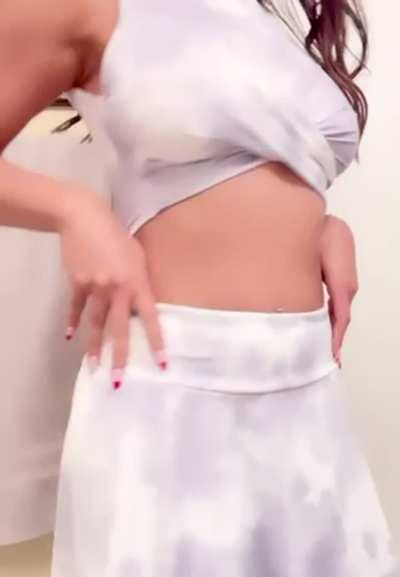 I need your tongue baby