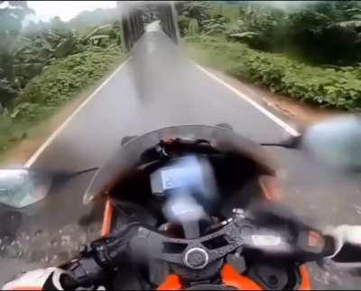 Bro slid more than his bike