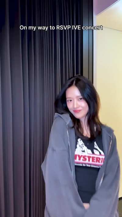 251026 IVE Official Twitter Update with Yujin - IVE WORLD TOUR 'SHOW WHAT I AM' D-5 🩶