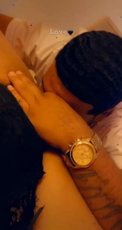 game gooofy🤡 Baby dad of 6 different kids has nothing to offer but weak head & noodle dick .