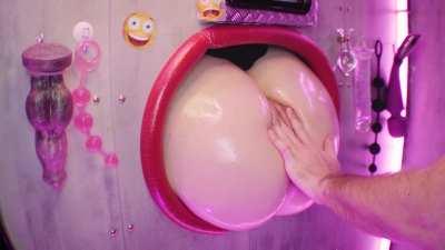 I think we blow up both reddit and our onlyfans by our gloryhole video! :) Full video is 18 min long for only $15, pinned at the top of our onlyfans page. I hope you all respect our effort and work and don't leak it. We are now keen to build another and b