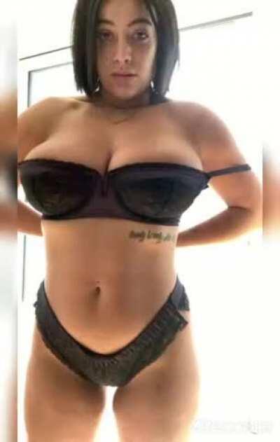 Het Full 3GB Folder in Comment👇👇